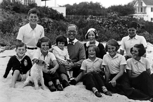 Rose and Joe Kennedy with the Kennedy Children in Hyannis Port, 1931
